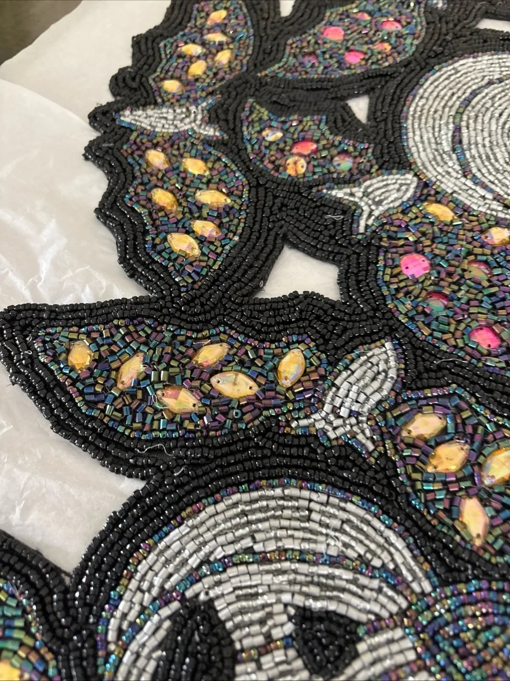 Spooky Halloween Beaded Table Runner Pumpkins Bats 13